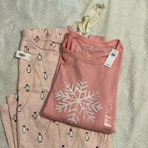 NWT women’s pajamas